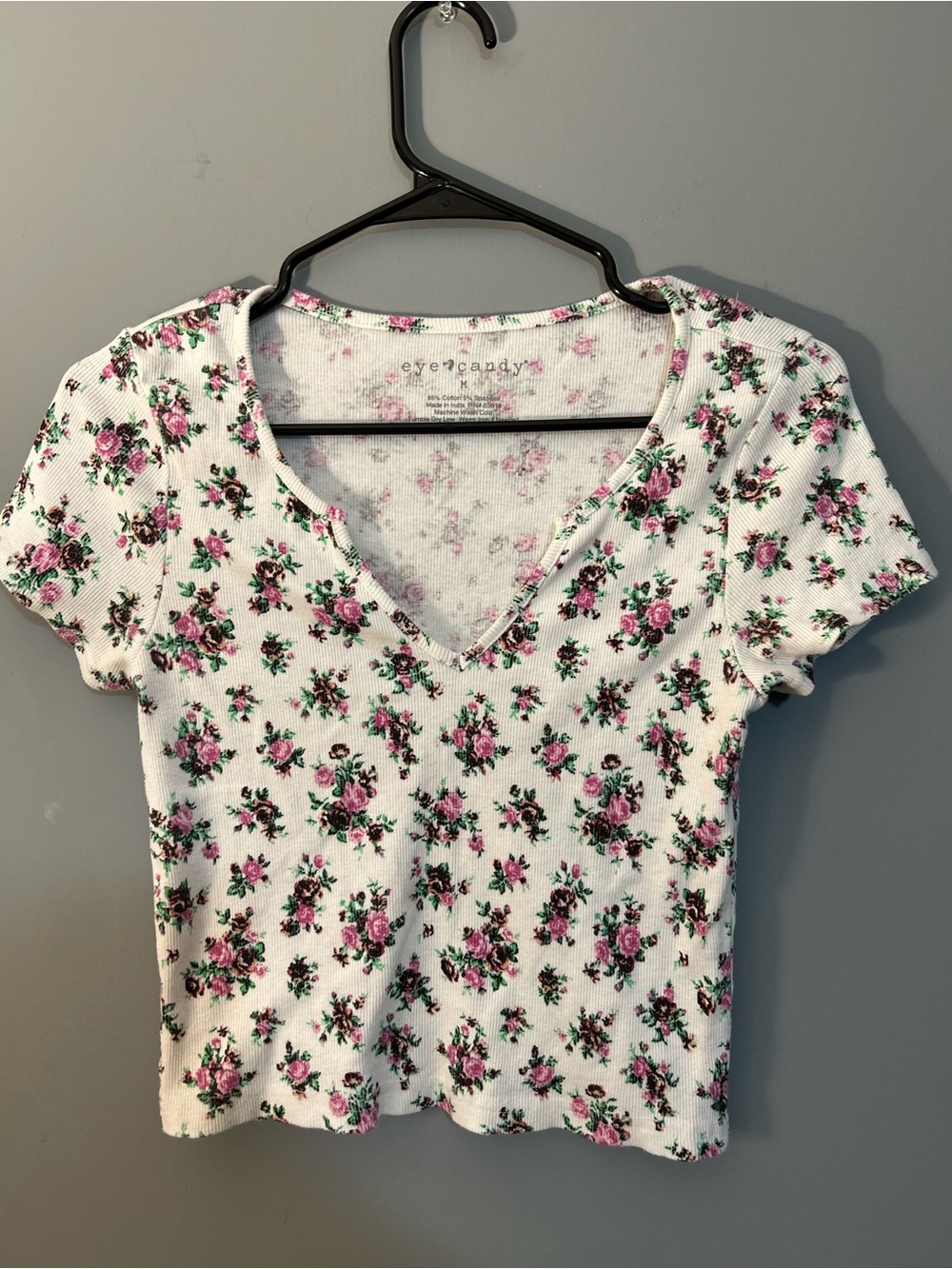 eye candy White Floral V-Neck Crop Top with Pink Roses